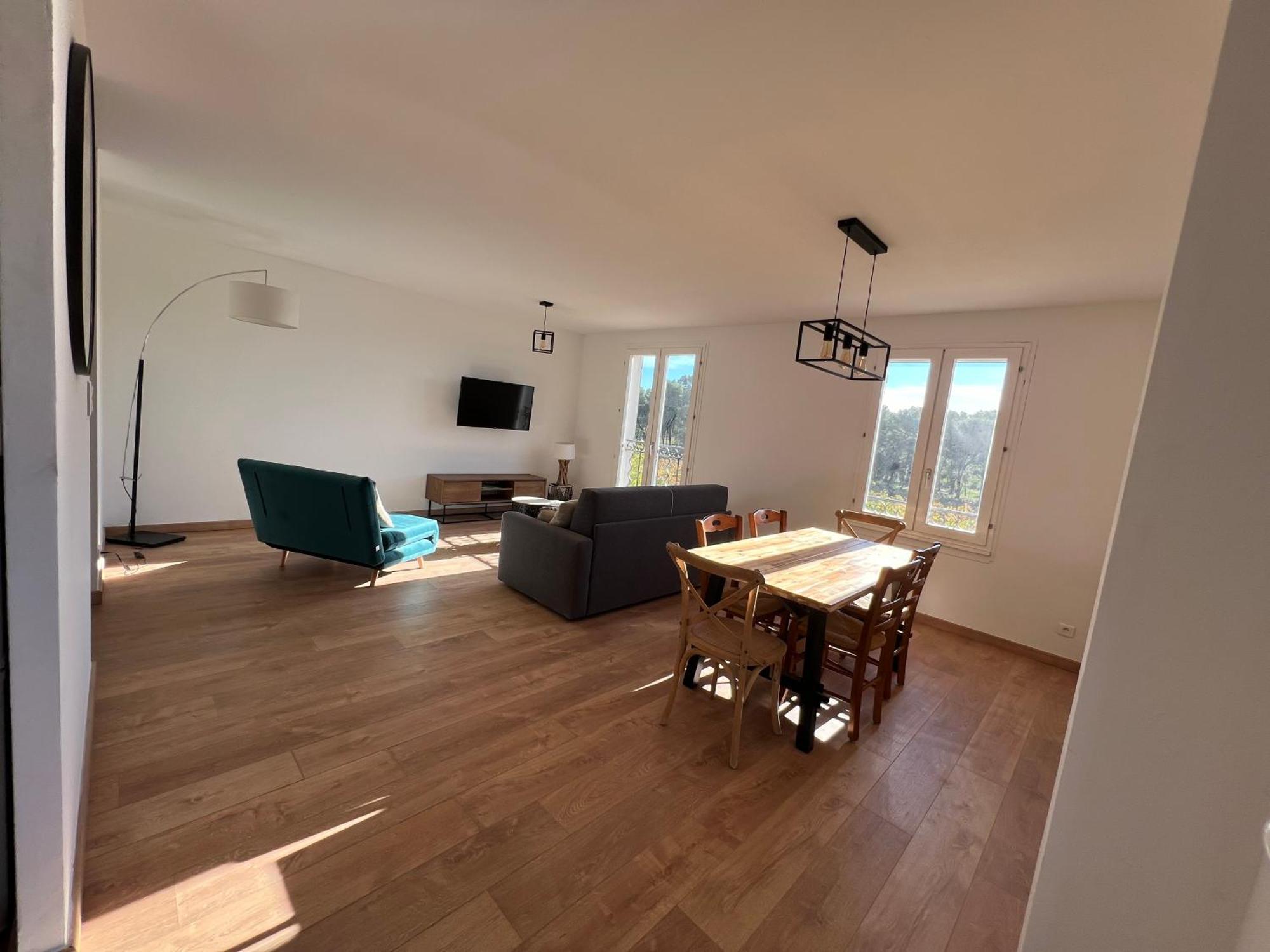 Appartement Unique Dans Le Domaine De La Sangliere บอร์มส์-เลส์-มิโมซาส์ ภายนอก รูปภาพ